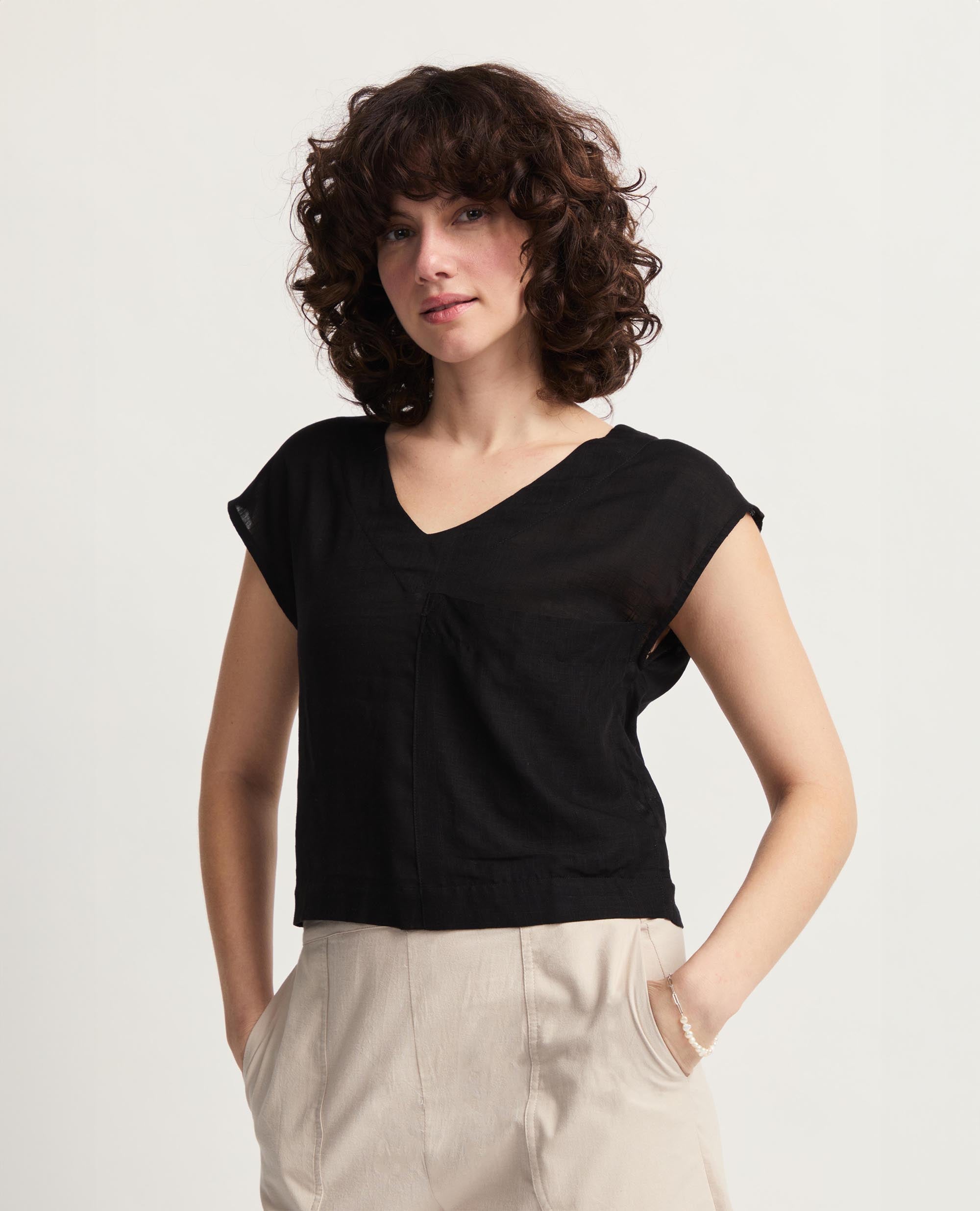 Fawn | Cropped Blouse with Square Pocket