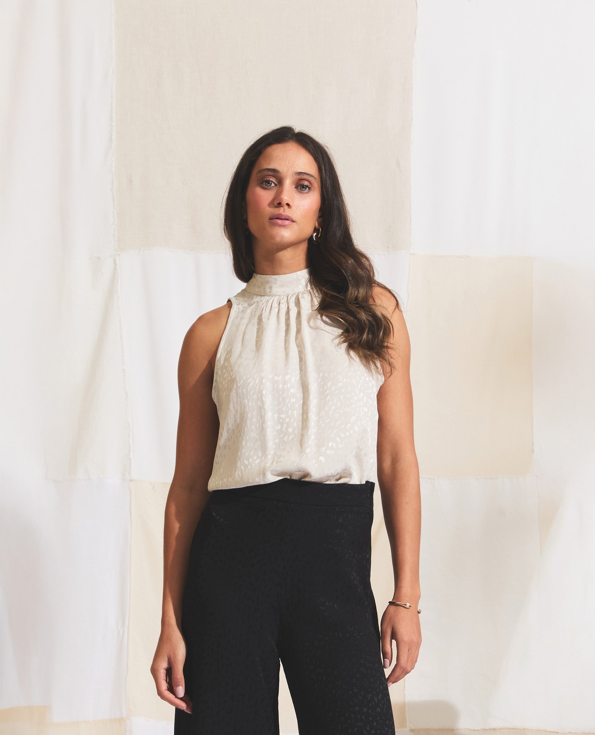 Lavalli | Sleeveless High-Neck Blouse | Ecru