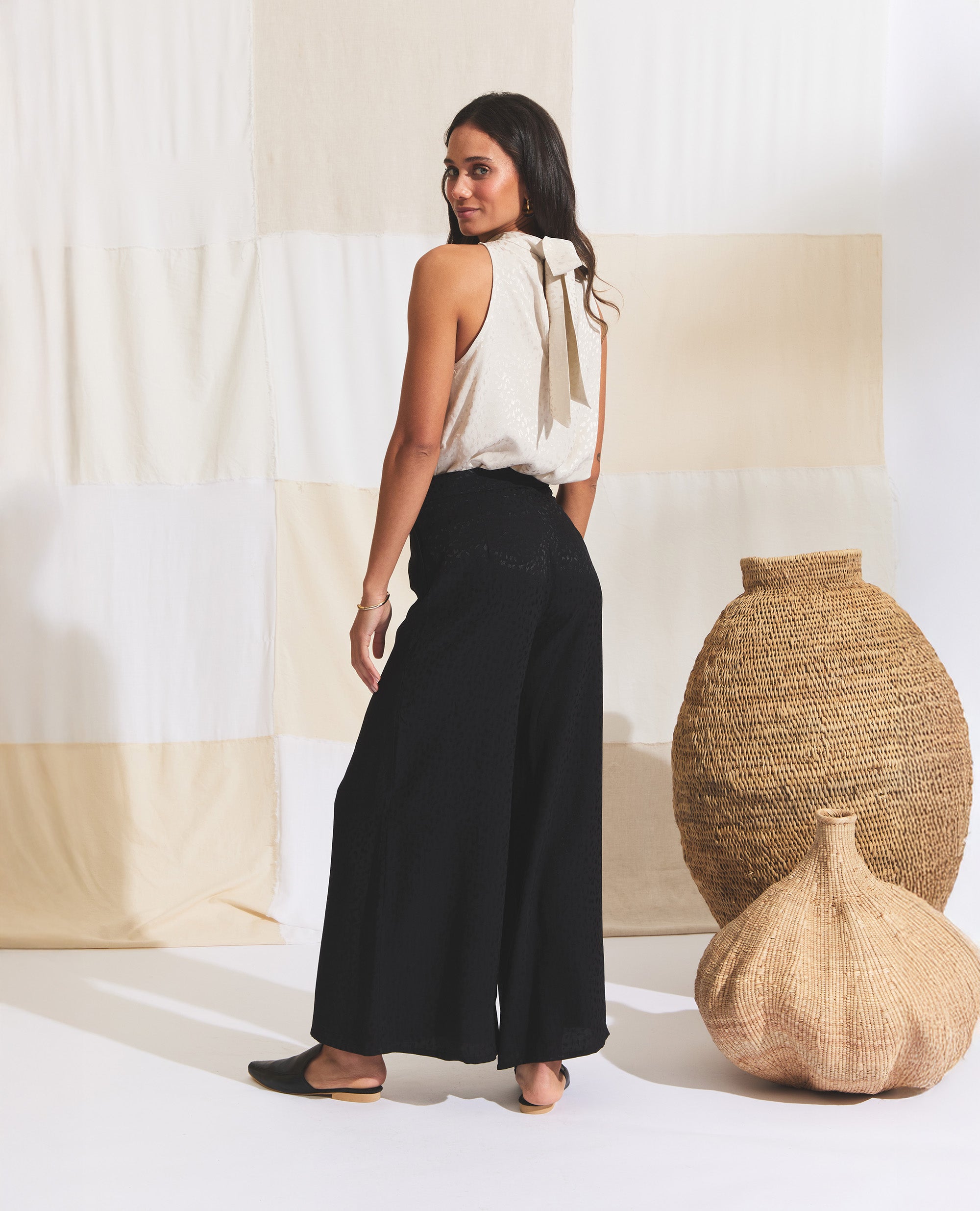 Darjeeling | Wide Leg Trouser | Sohocare Black