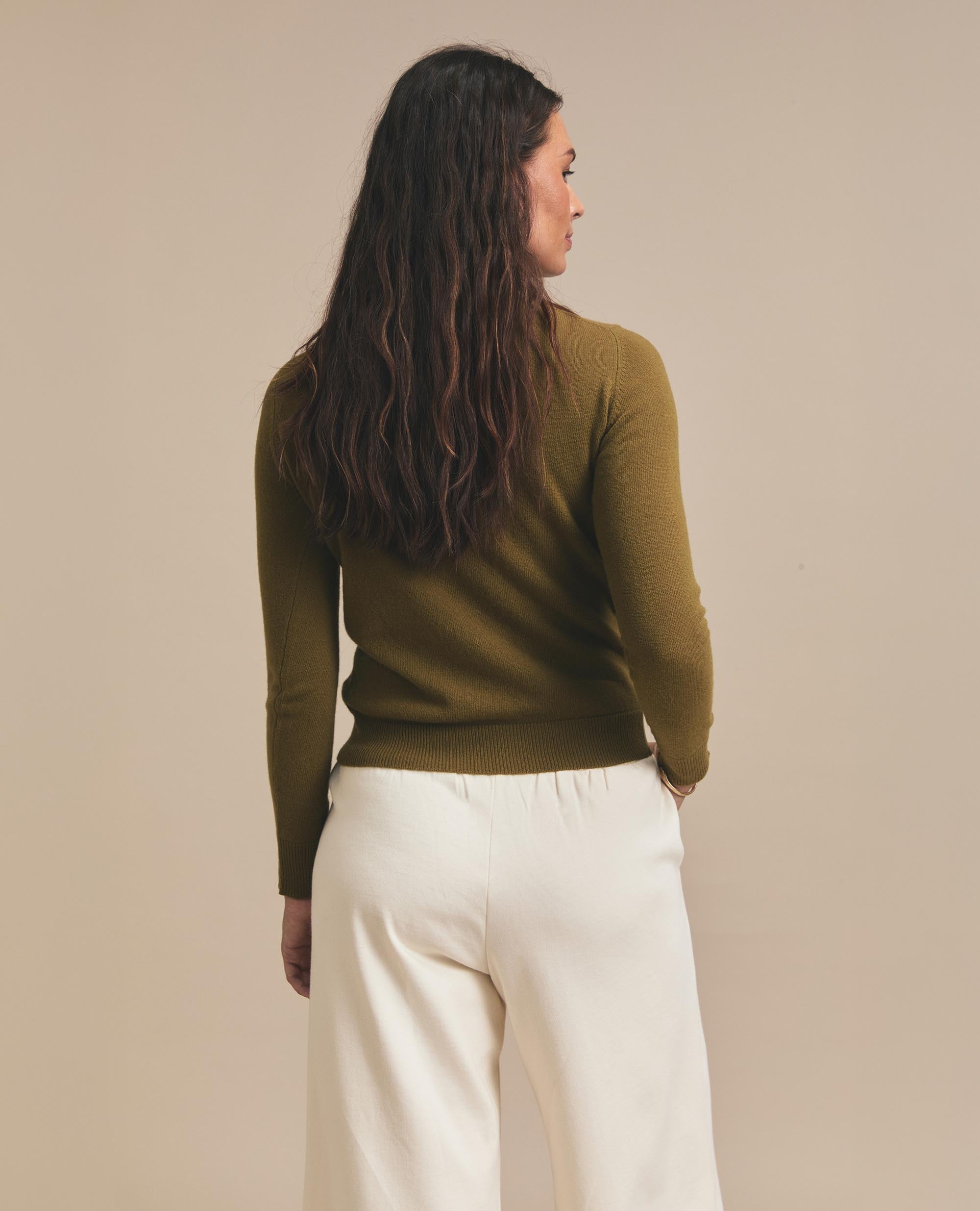 Snug | Crew Neck Jersey | Olive