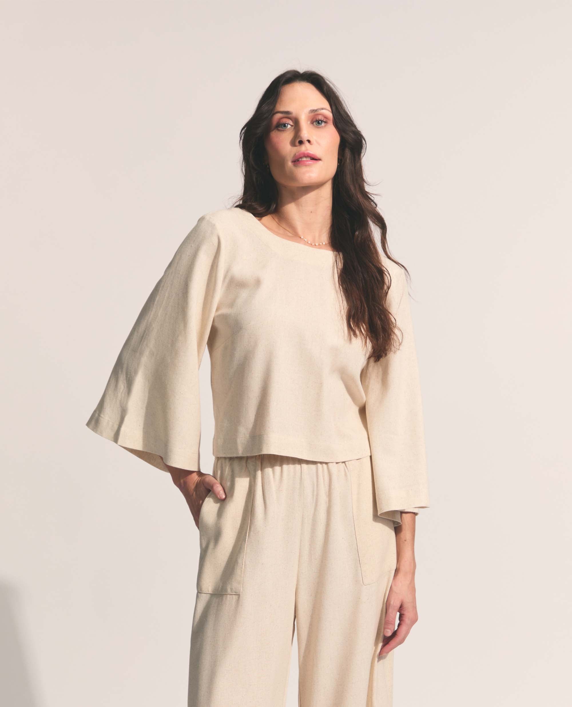 Dione | Three Quarter Flare Sleeve | Oatmeal
