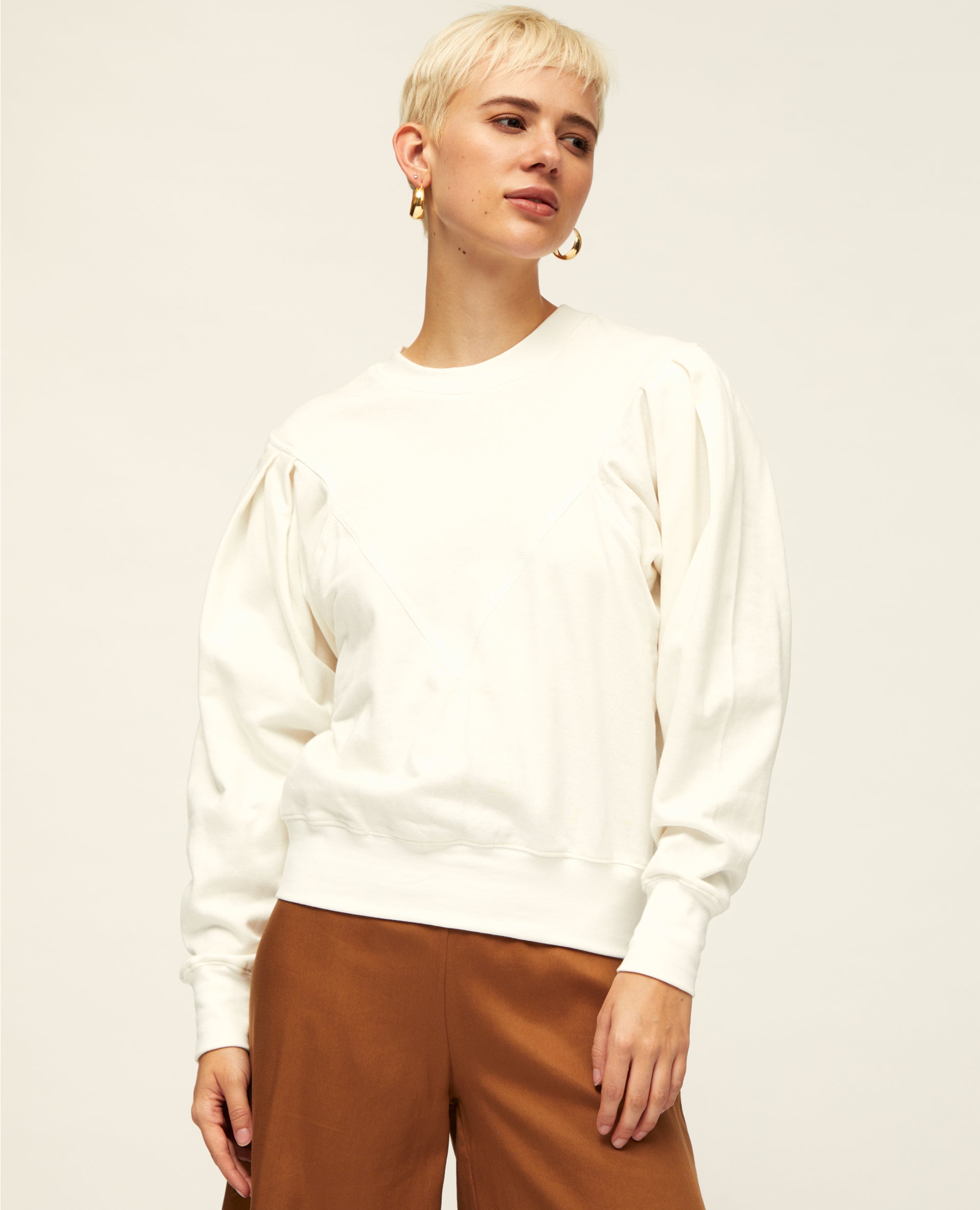 Olsen | V-Inset Top