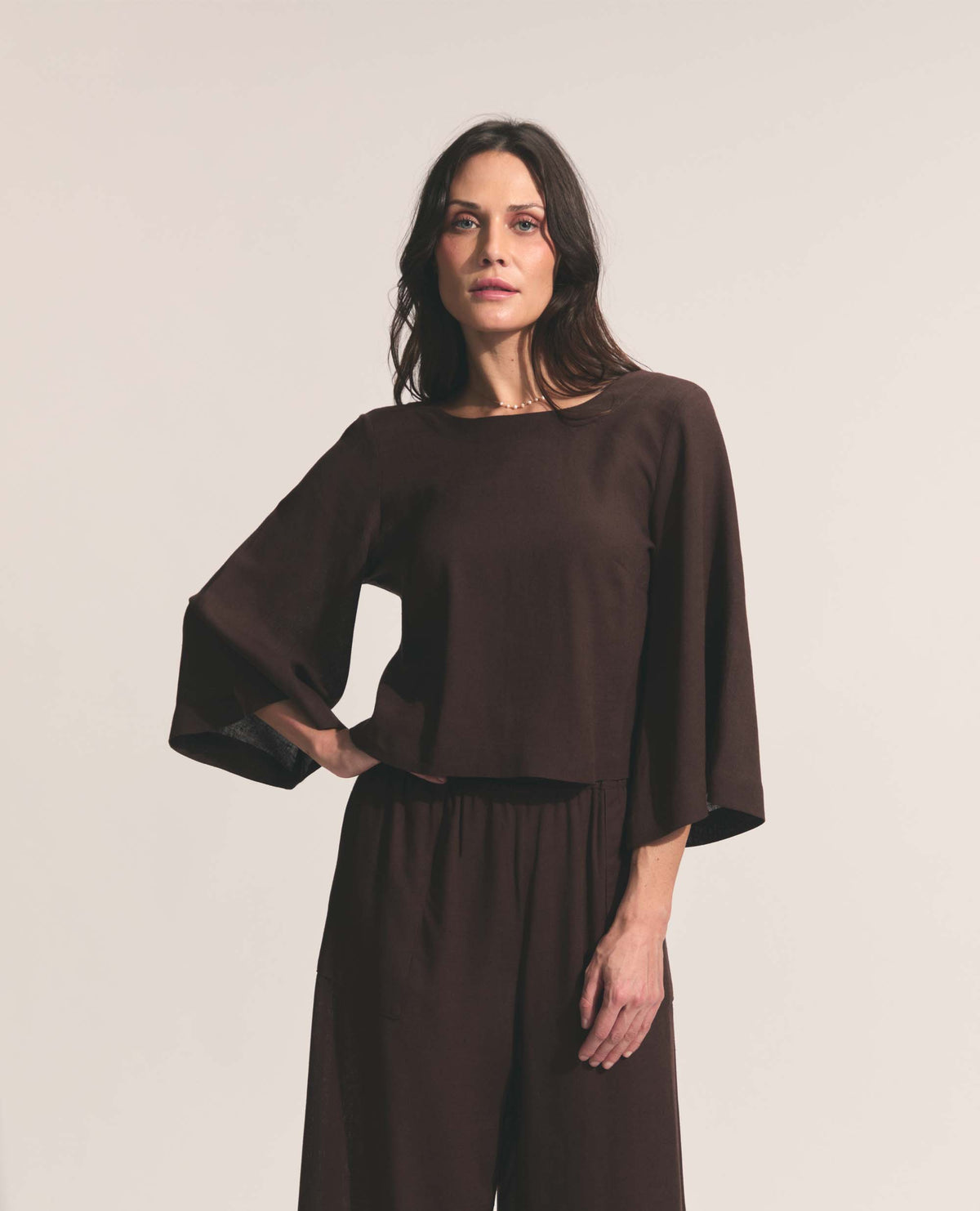 Dione | Three Quarter Flare Sleeve | Chocolate