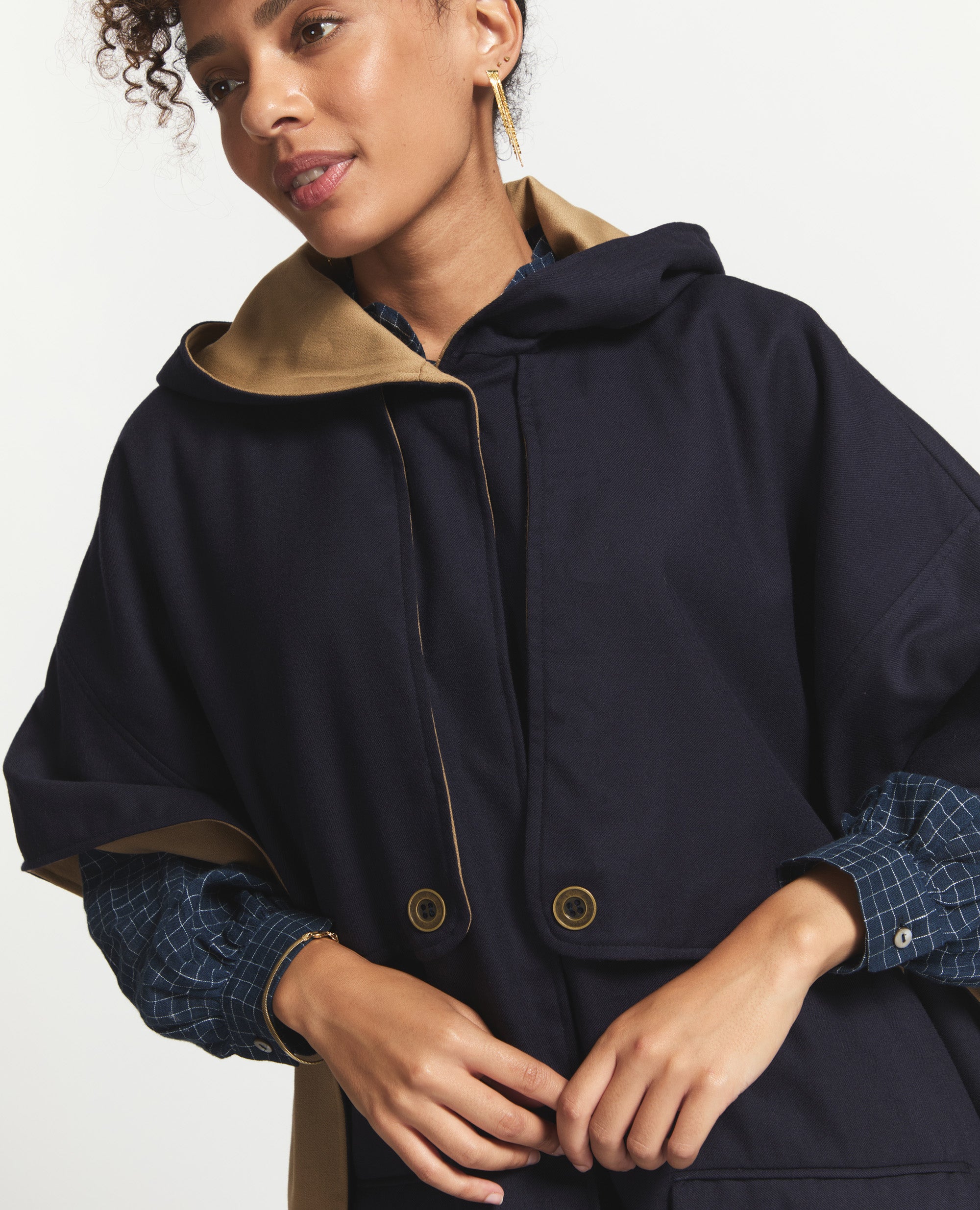 Tone | Oversized Poncho With Hood | Navy & Toffee
